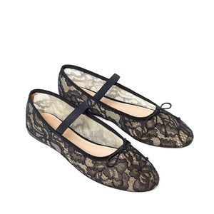 Brand new sold out Loeffler Randall Leonie black lace flat, size 8.